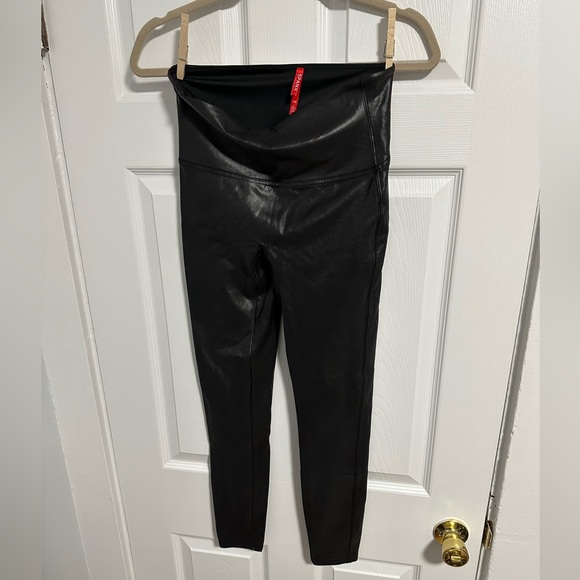 Spanx Faux Leather Leggings in Black - Picture 11 of 11